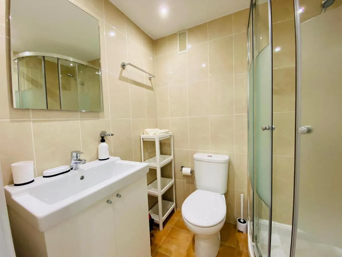 Benalbeach-Cozy And Equipped Apt With Water Slides & Beach Apartment Benalmadena